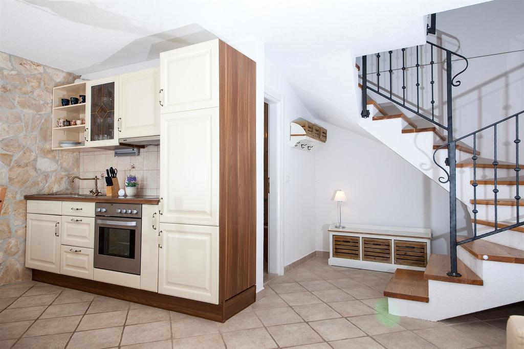 Apartments Plana, Zaostrog Ngoại thất bức ảnh